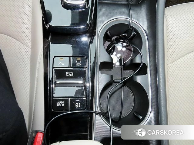 Hyundai Sonata (DN8) 2021 Серебристо-серый из Кореи, фото 4