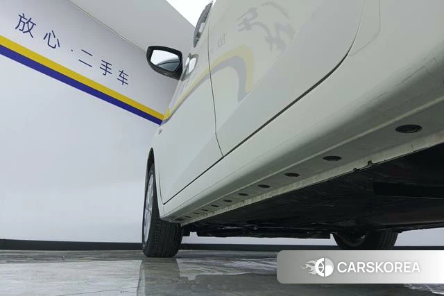 Nissan Sylphy 2022 Белый из Китая, фото 4