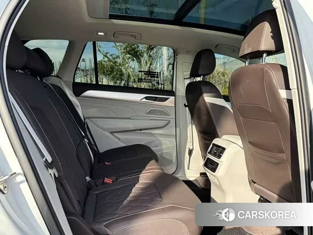 Volkswagen Tavendor 2023 Белый из Китая, фото 4