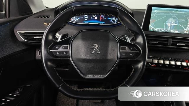 Peugeot 5008 second generation 2020 Белый из Кореи, фото 5