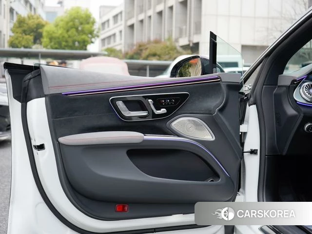 Mercedes-Benz AMG EQS 2024 Темно-серый из Китая, фото 4