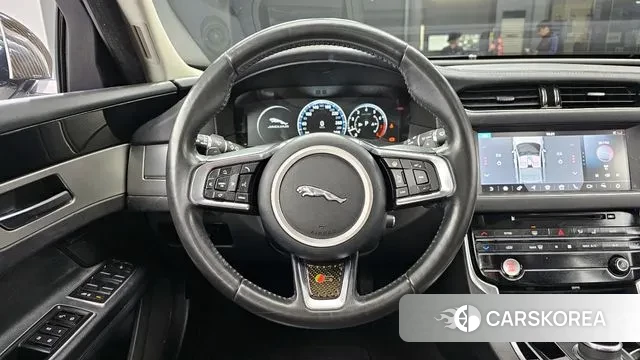 Jaguar XF (X260) 2018 Белый из Кореи, фото 4