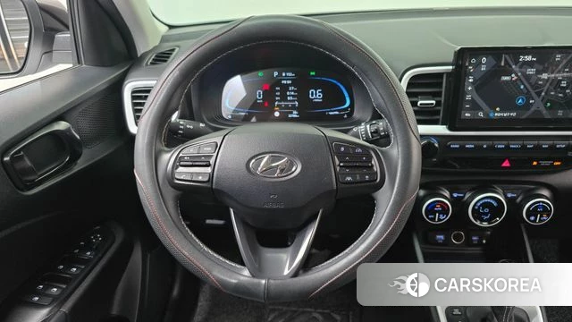 Hyundai Venue 2023 Белый из Кореи, фото 4