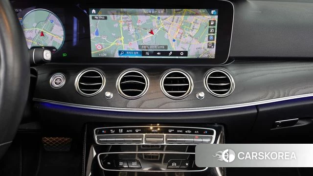 Mercedes-Benz E-Class W213 2023 Черный из Кореи, фото 4