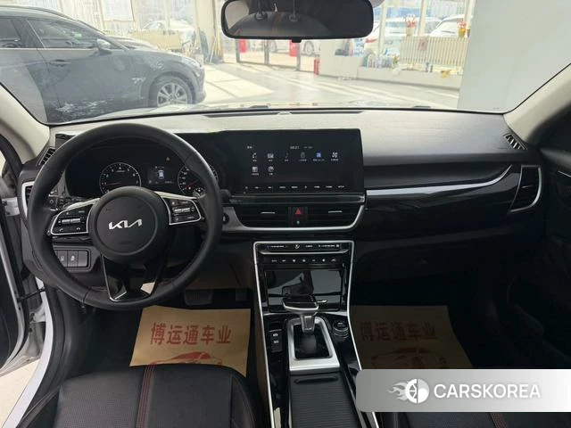 Kia KX3 2022 Белый из Китая, фото 4