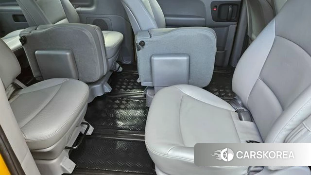 Hyundai The New Grand Starex 2018 Желтый из Кореи, фото 4