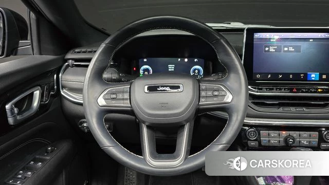 Jeep Compass 2nd Generation 2022 Черный из Кореи, фото 4