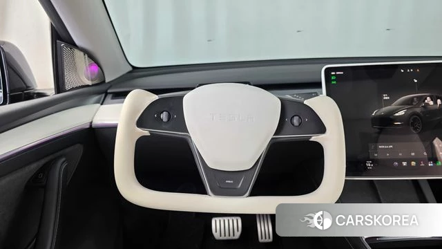 Tesla Model Y 2024 Серый из Кореи, фото 4