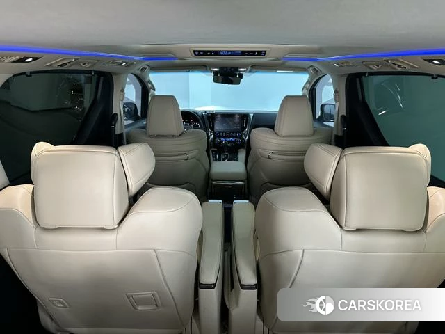 Toyota Vellfire 2021 Белый из Китая, фото 4