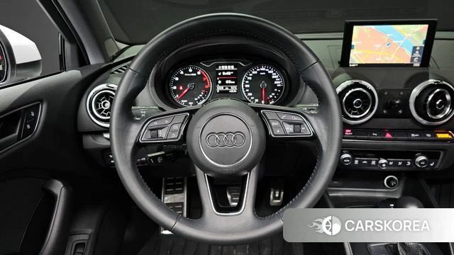 Audi New A3 2018 Белый из Кореи, фото 4