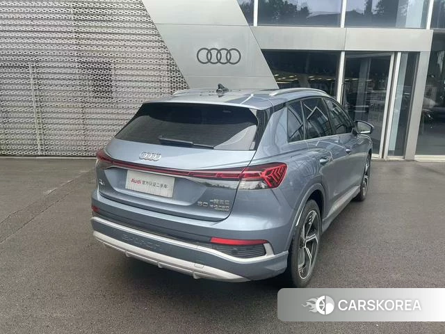 Audi Q4 2023 Синий из Китая, фото 4