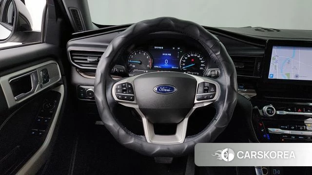 Ford Explorer 6th Generation 2022 Белый из Кореи, фото 4