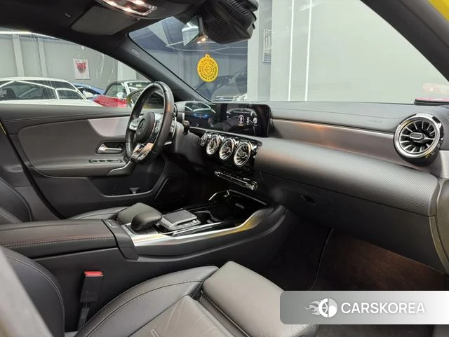 Mercedes-Benz AMG A-Class 2022 Желтый из Китая, фото 4