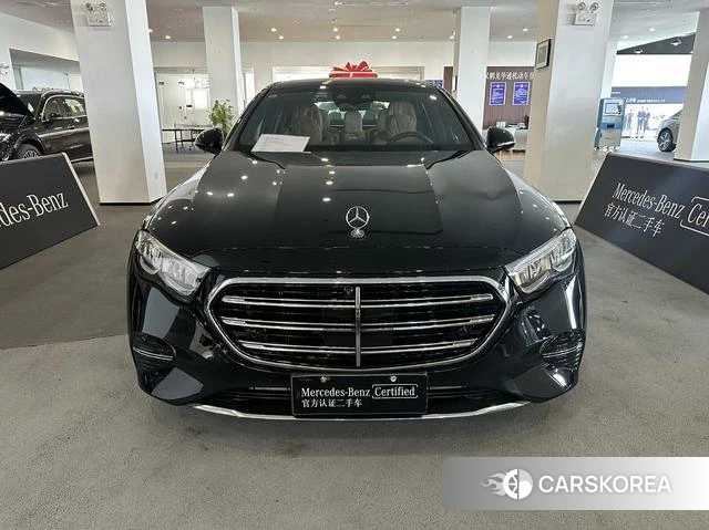 Mercedes-Benz E-Class 2024 Черный из Китая, фото 4