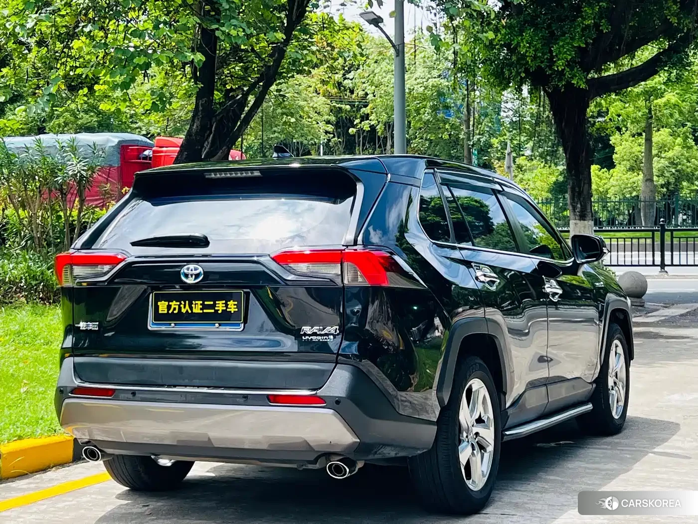 Toyota RAV4 2022 Черный из Китая, фото 4