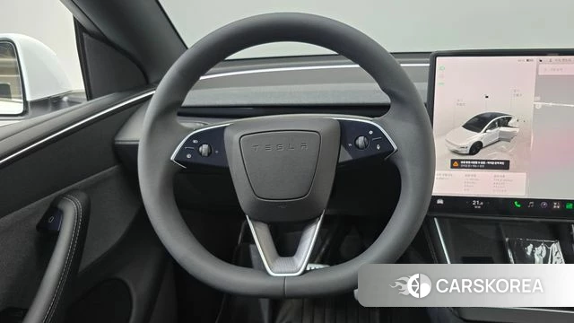 Tesla Model Y 2026 Белый из Кореи, фото 4