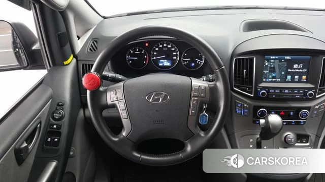 Hyundai The New Grand Starex 2018 Черный из Кореи, фото 4