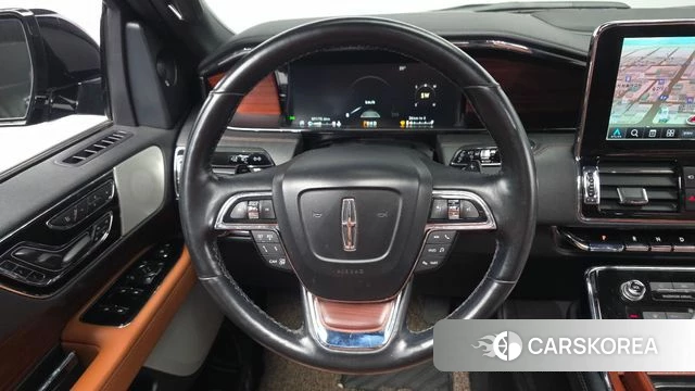 Lincoln Navigator 4th generation 2021 Черный из Кореи, фото 4