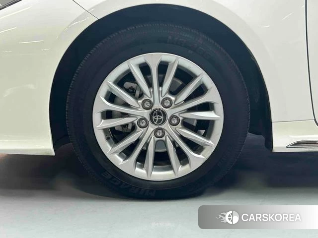 Toyota Allion 2022 Белый из Китая, фото 4