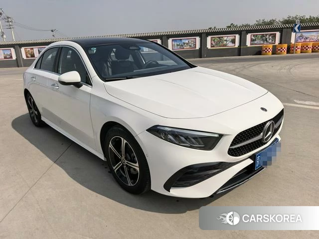 Mercedes-Benz A-Class 2024 Белый из Китая, фото 4