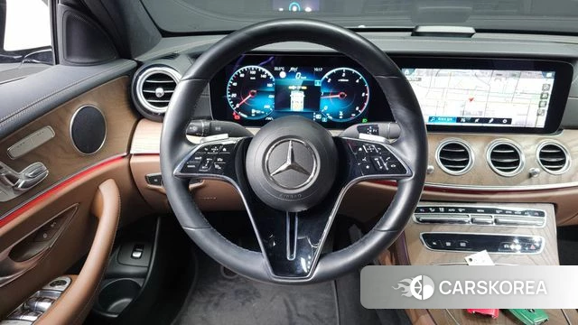 Mercedes-Benz E-Class W213 2021 Белый из Кореи, фото 4