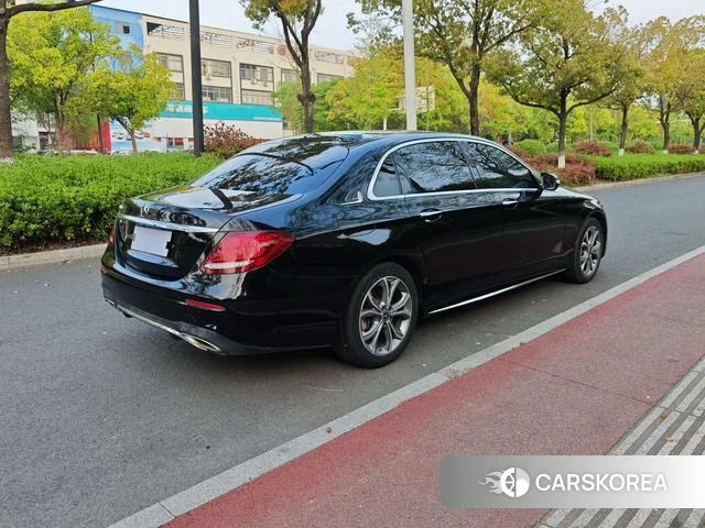 Mercedes-Benz E-Class 2020 Черный из Китая, фото 4