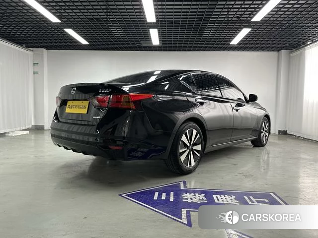 Nissan Altima 2021 Черный из Китая, фото 4