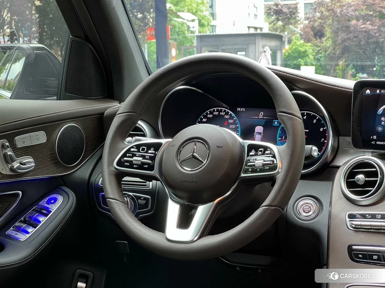 Mercedes-Benz GLC 2021 Черный из Китая, фото 4