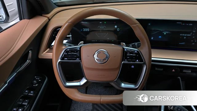 Ssangyong Torres EVX 2024 Песочный из Кореи, фото 4