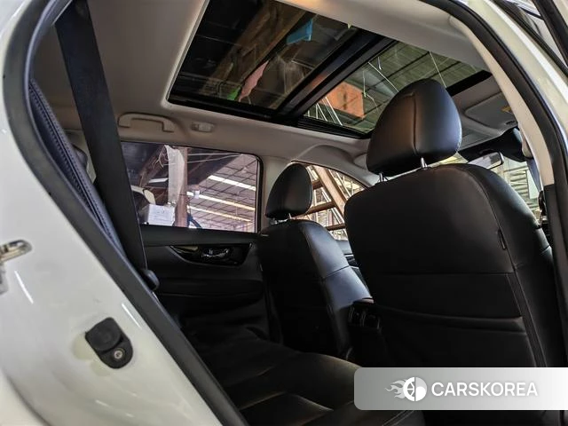 Nissan X-Trail 2021 Белый из Китая, фото 4