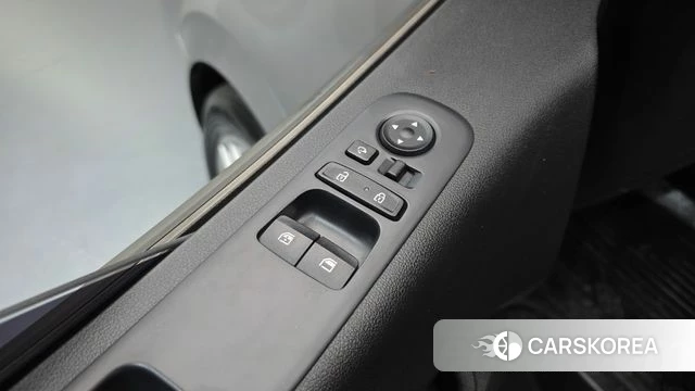 Hyundai Staria 2022 Серебристо-серый из Кореи, фото 4