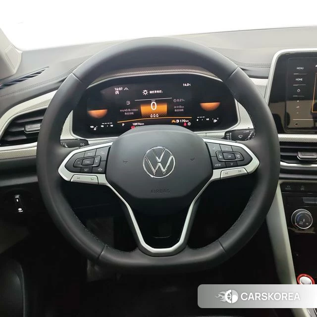 Volkswagen T-Roc 2023 Белый из Китая, фото 4