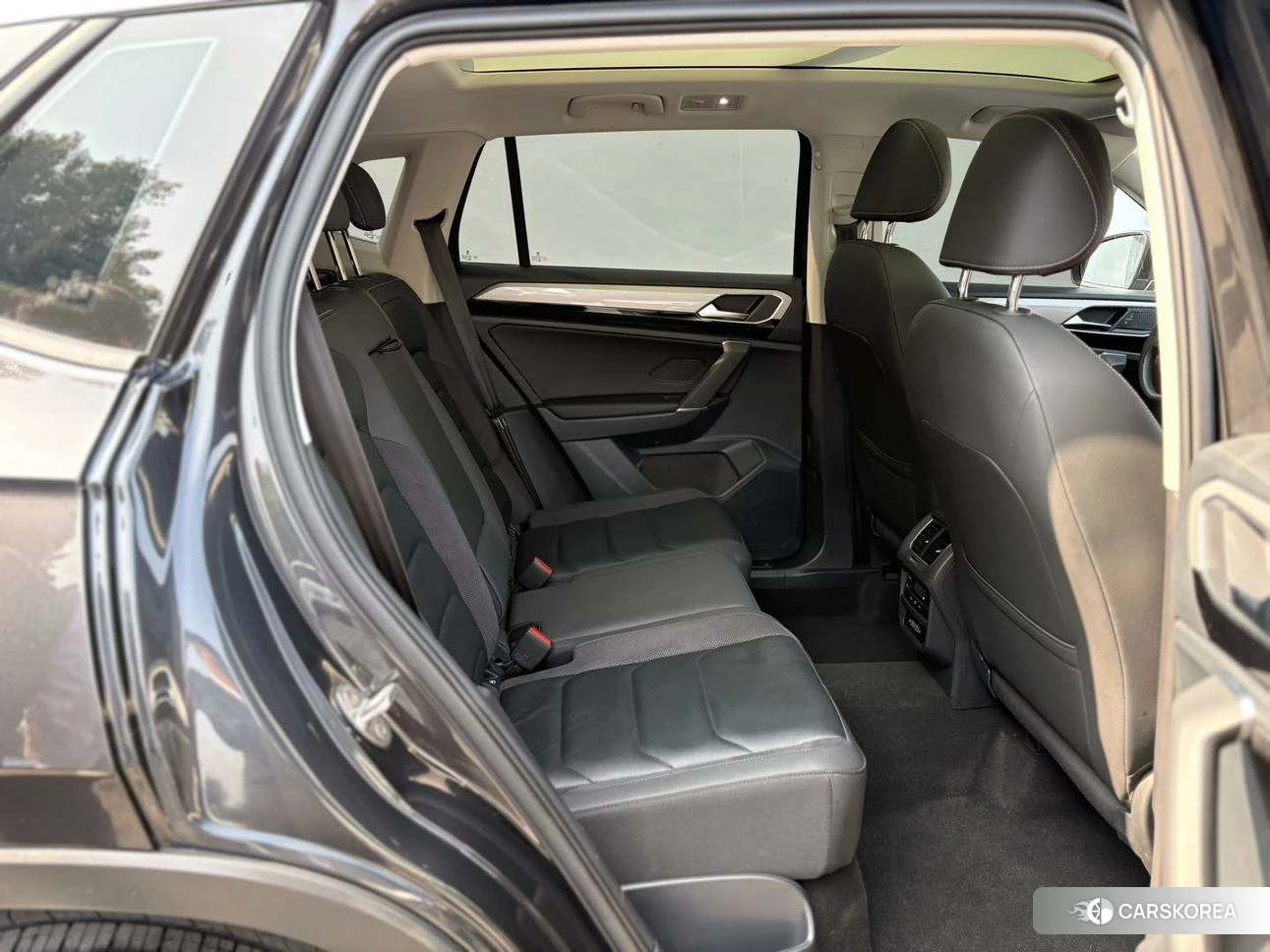 Volkswagen Tayron 2021 Черный из Китая, фото 4