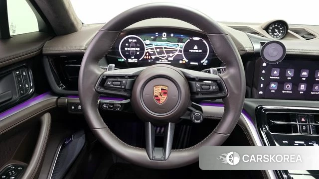 Porsche Panamera (976) 2025 Серебристо-серый из Кореи, фото 4