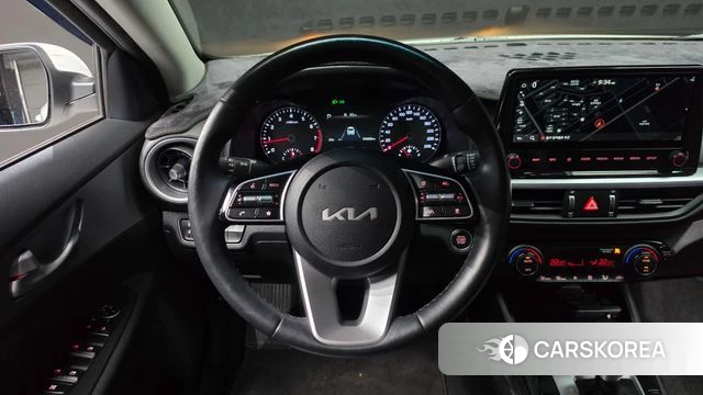 Kia The New K3 2nd generation 2022 Белый из Кореи, фото 4