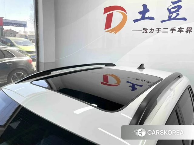 Volkswagen Tharu 2025 Белый из Китая, фото 4