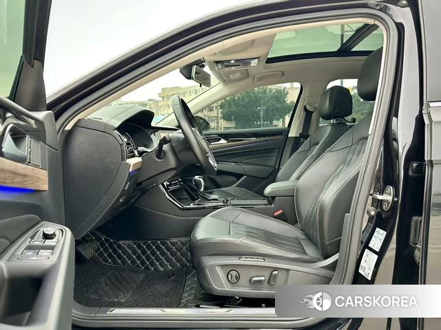 Volkswagen Passat 2020 Черный из Китая, фото 4