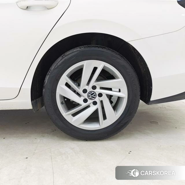 Volkswagen Lamando 2022 Белый из Китая, фото 4