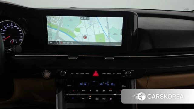 Kia Carnival 4th generation 2022 Белый из Кореи, фото 4