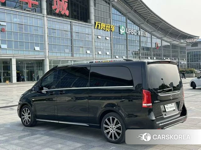 Mercedes-Benz V-Class 2022 Черный из Китая, фото 4