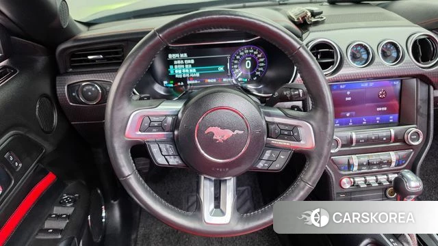 Ford Mustang 2022 Черный из Кореи, фото 4