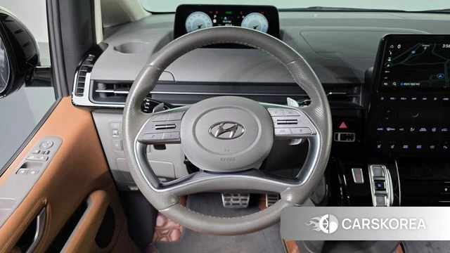 Hyundai Staria 2022 Серый из Кореи, фото 4