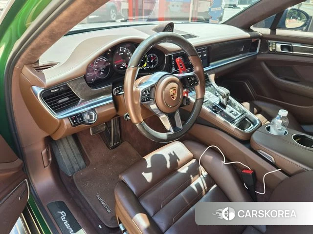 Porsche Panamera (971) 2019 Темно-зеленый из Кореи, фото 4