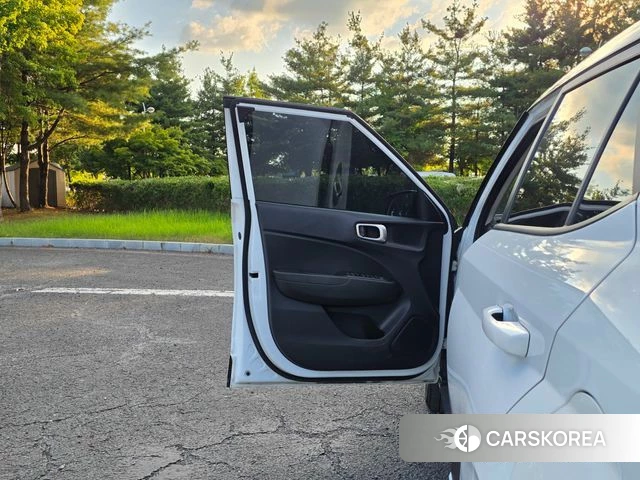 Hyundai Venue 2020 Белый из Кореи, фото 4