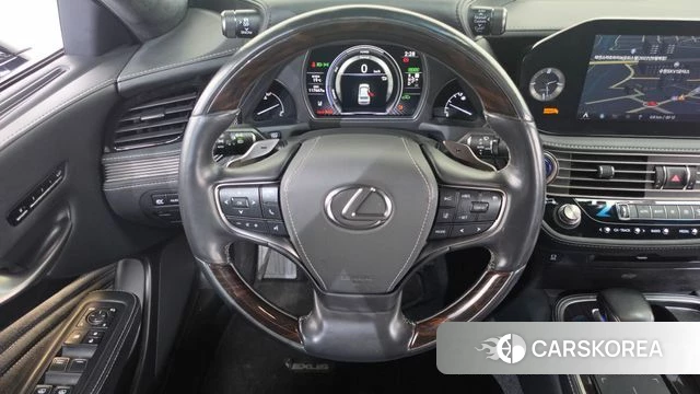 Lexus LS500h 5th generation 2021 Серый из Кореи, фото 4
