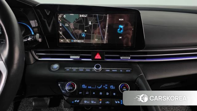 Hyundai The New Avante (CN7) 2023 Черный из Кореи, фото 4