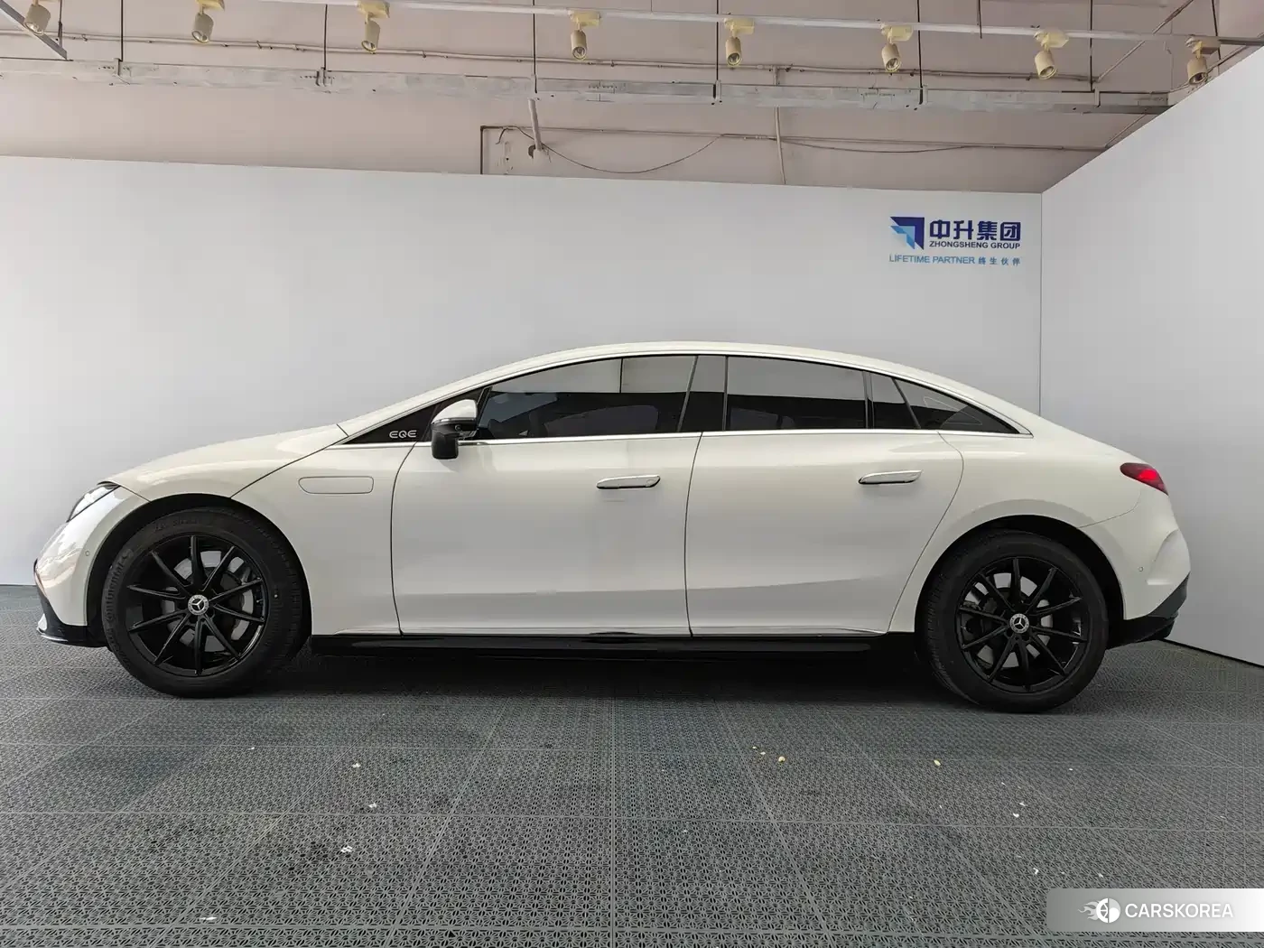 Mercedes-Benz EQE 2024 Белый из Китая, фото 4