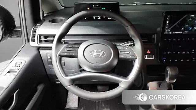 Hyundai Staria 2025 Серебряный из Кореи, фото 4