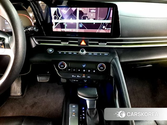 Hyundai The New Avante (CN7) 2023 Белый из Кореи, фото 4