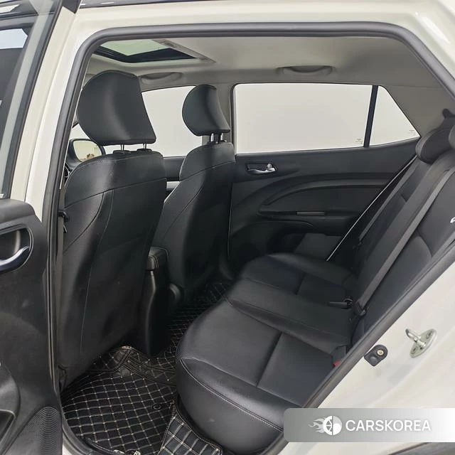 Kia KX1 2021 Белый из Китая, фото 4